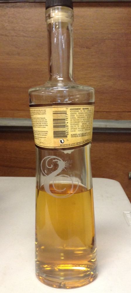 Sia - Douglas McGibbon & Co (750 mL) alcohol collectible [Barcode 788528419770] - Main Image 2