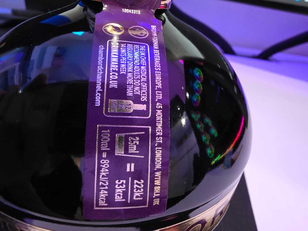 Chambord Black Raspberry - Royale De France (375 mL) alcohol collectible [Barcode 8004027034491] - Main Image 2