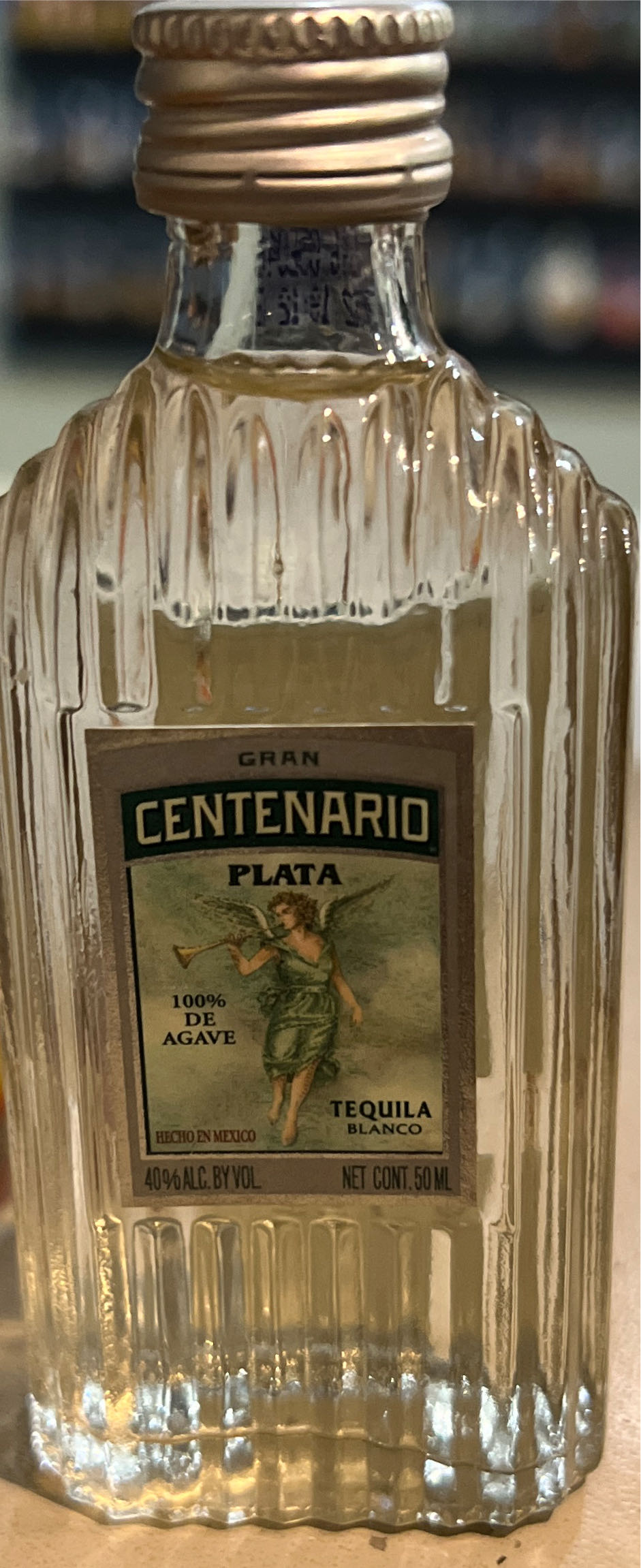 Centenario Plata - Centenario alcohol collectible [Barcode 811538014137] - Main Image 2