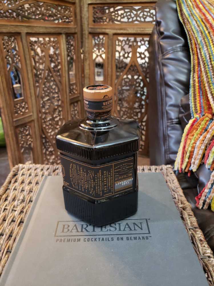 Sexton Single Malt Irish Whiskey - Sexton (750 mL) alcohol collectible [Barcode 811538018098] - Main Image 3