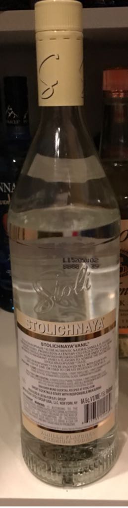 Stolichnaya Vanil - Stolichnaya (1000 mL) alcohol collectible [Barcode 811751020489] - Main Image 2