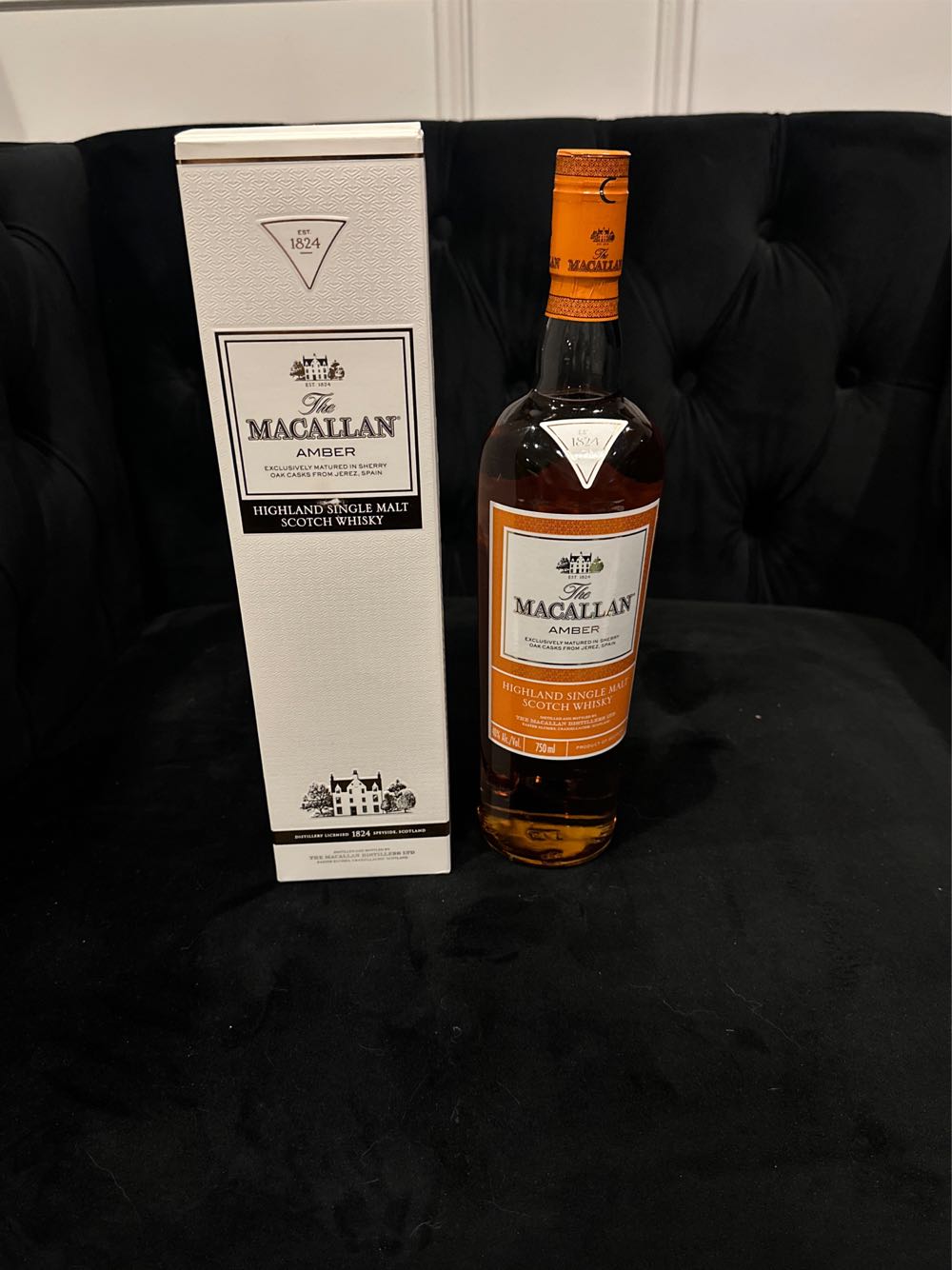 Macallan Amber - The Macallan Distillery (750 mL) alcohol collectible [Barcode 812066022311] - Main Image 3
