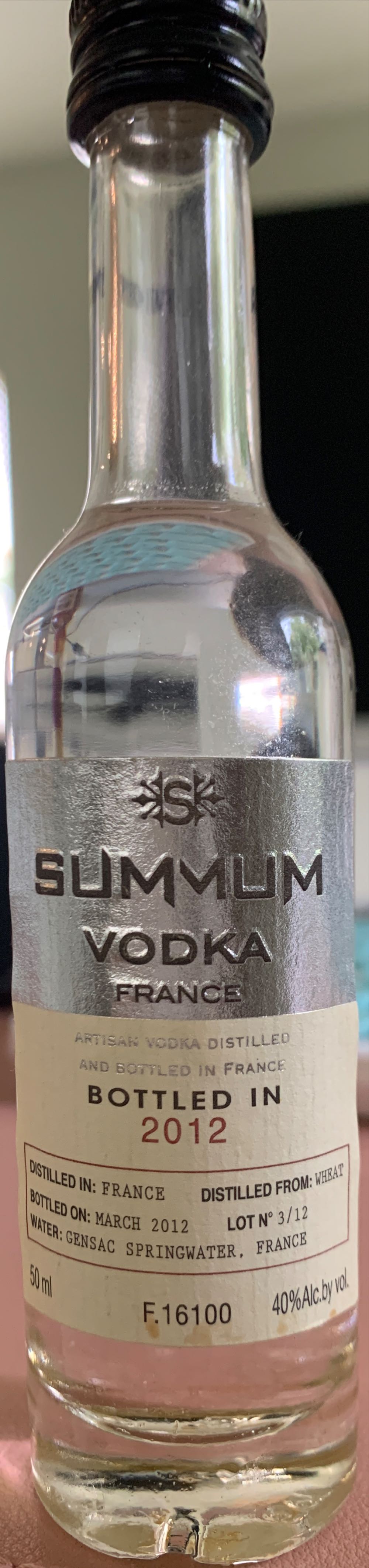 Summum Vodka - Sas A De Fussigny (1.75L) alcohol collectible [Barcode 814107015108] - Main Image 2
