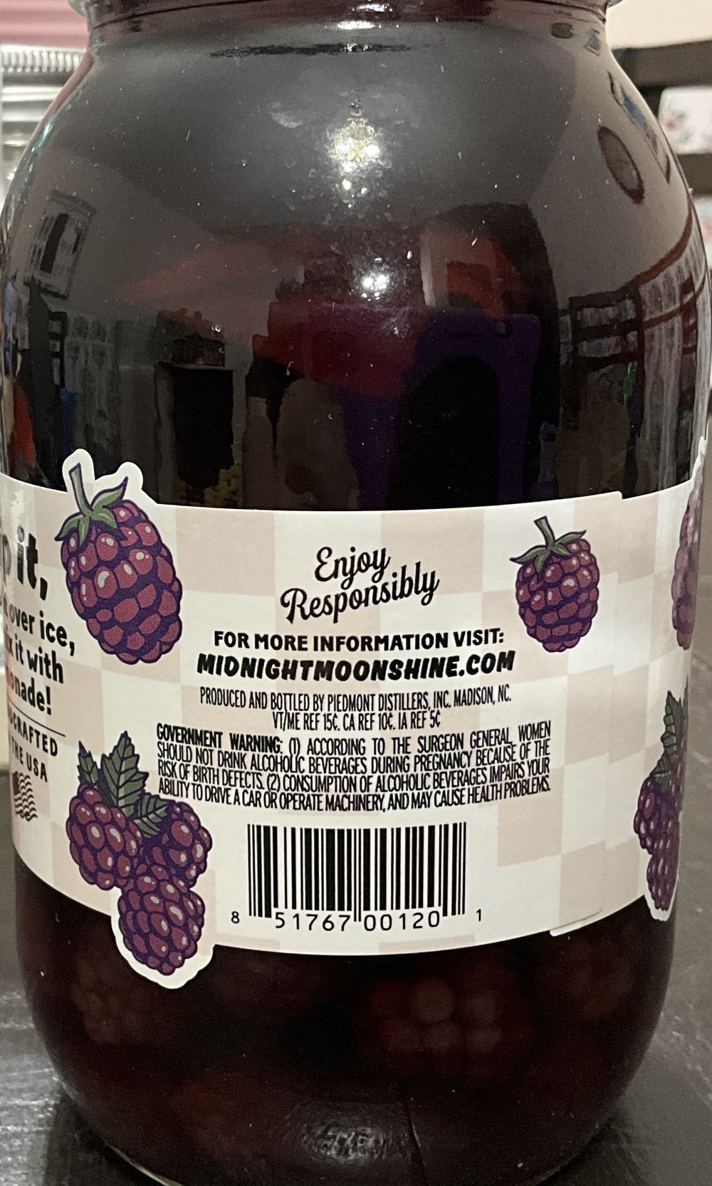 Midnight Moon Moonshine - Lightning Lemonade - Piedmont Distillers (750 mL) alcohol collectible [Barcode 851767001201] - Main Image 4