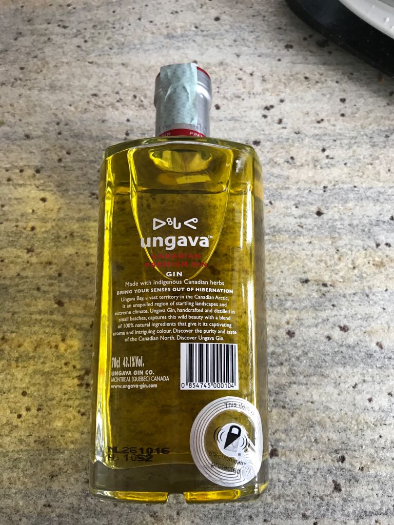 Ungava / Canadian Premium Gin - Ungava Premium Canadian Gin (700 mL) alcohol collectible [Barcode 854745000104] - Main Image 2