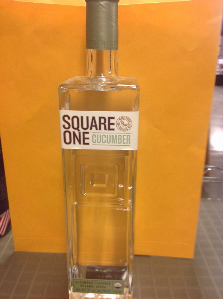 Square One Cucumber - n/a (750 mL) alcohol collectible [Barcode 855886001104] - Main Image 1