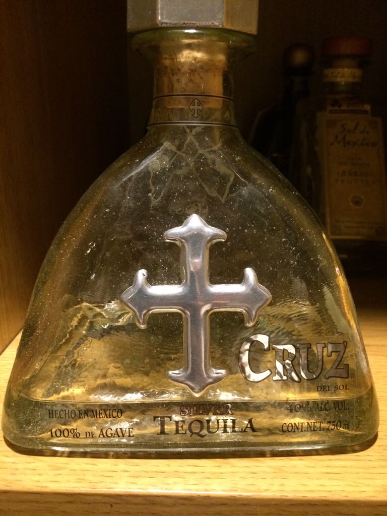 Cruz - Los Diablos Intl., Inc. (750 mL) alcohol collectible [Barcode 890344002019] - Main Image 1