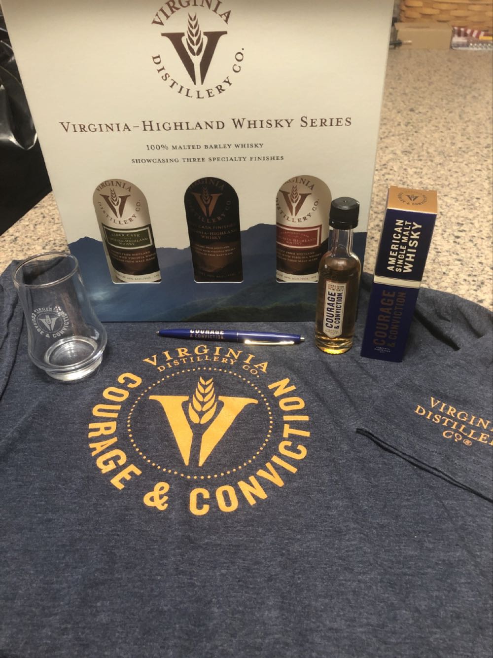 Virginia Distillery Virginia-Highland Whisky - Virginia Distillery Company (750 mL) alcohol collectible [Barcode 891306002009] - Main Image 3