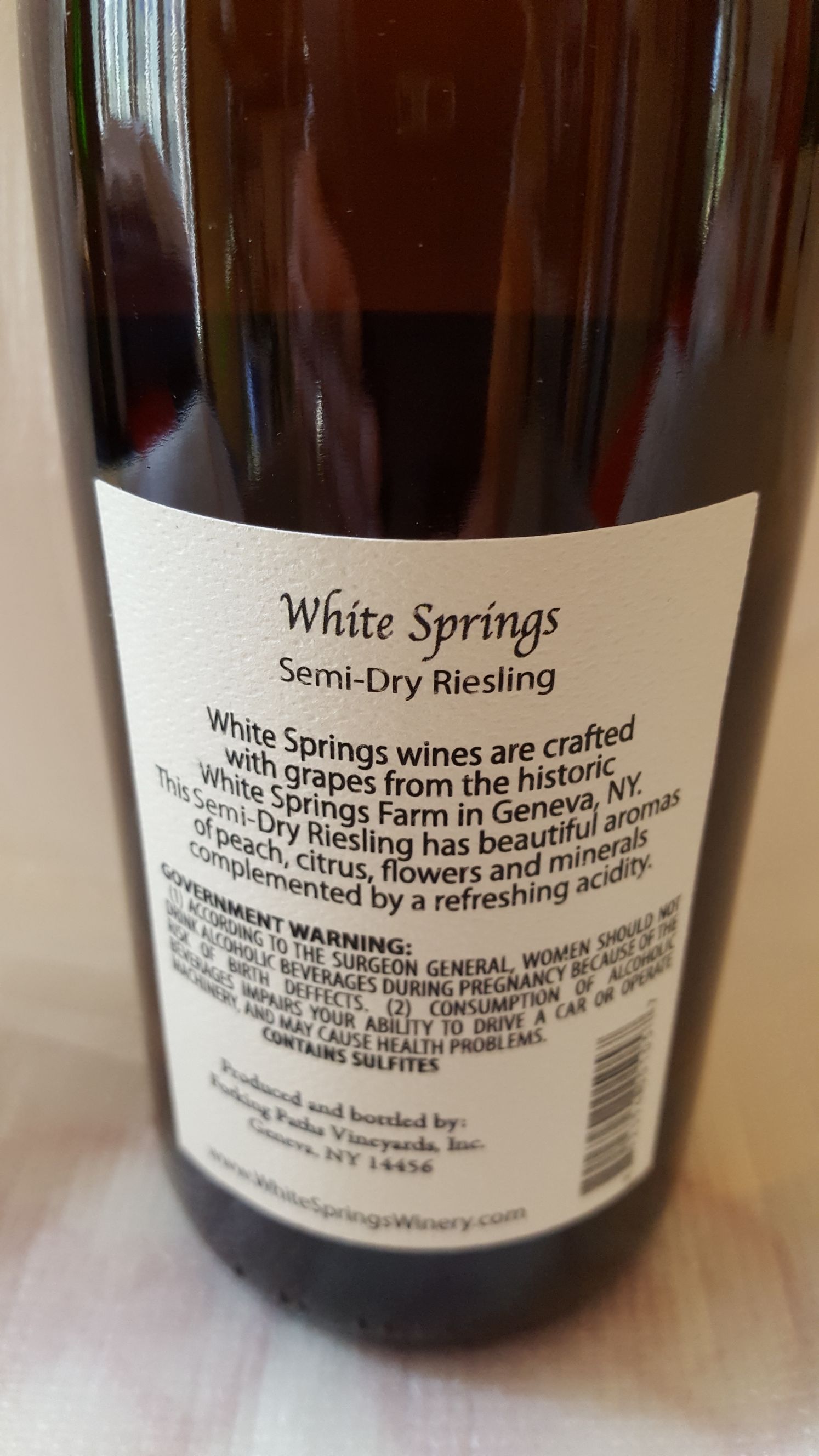 Semi-Dry Riesling - White Springs (750 mL) alcohol collectible [Barcode 892594001057] - Main Image 2
