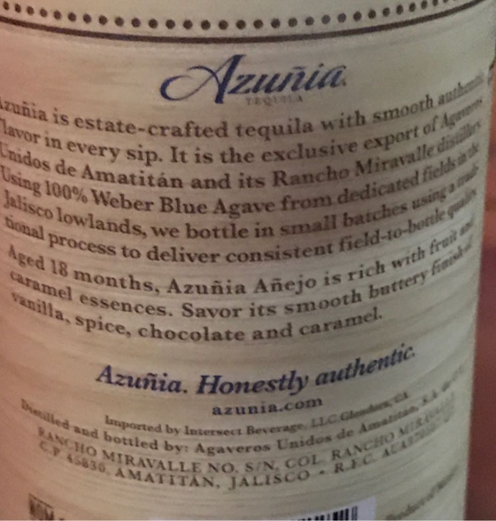 Azunia Anejo - NOM 1426 (750 mL) alcohol collectible [Barcode 897216002252] - Main Image 2