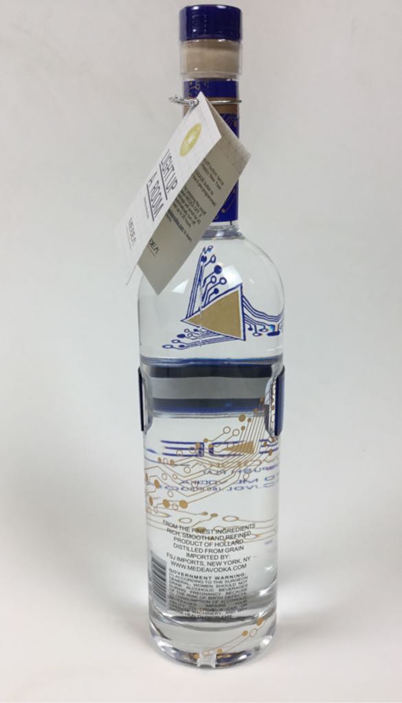 Medea Vodka - Medea Spirits (750 ml) alcohol collectible [Barcode 897230002047] - Main Image 2