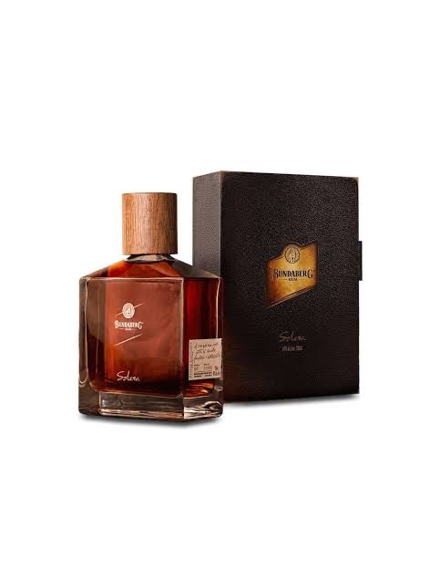 Bundaberg Solera - The Bundaberg Distilling Company (700 mL) alcohol collectible [Barcode 9310495082476] - Main Image 3