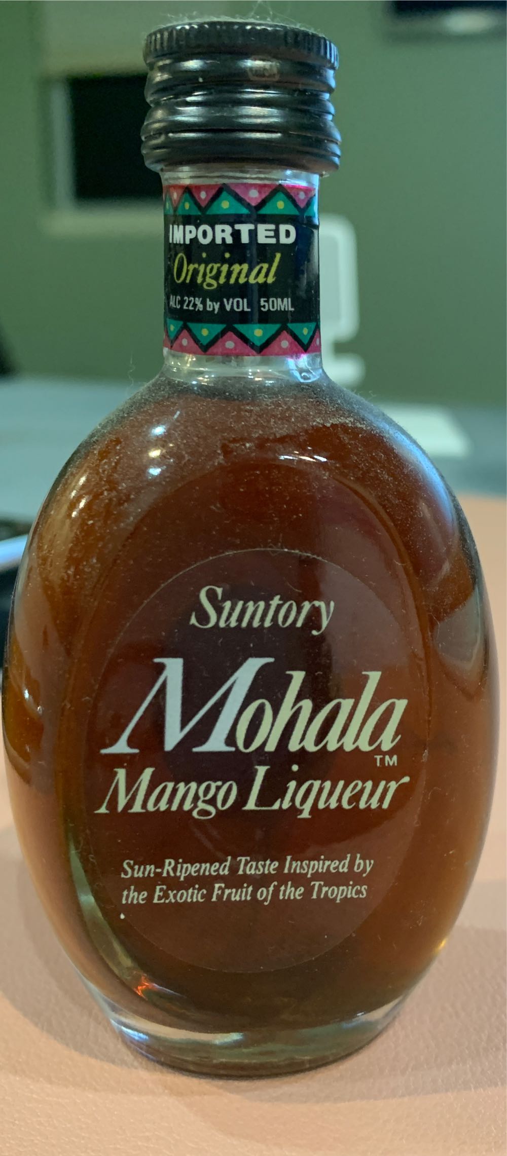 Mohala Mango Liqueur - Suntory (50 mL) alcohol collectible [Barcode 9311803090183] - Main Image 2