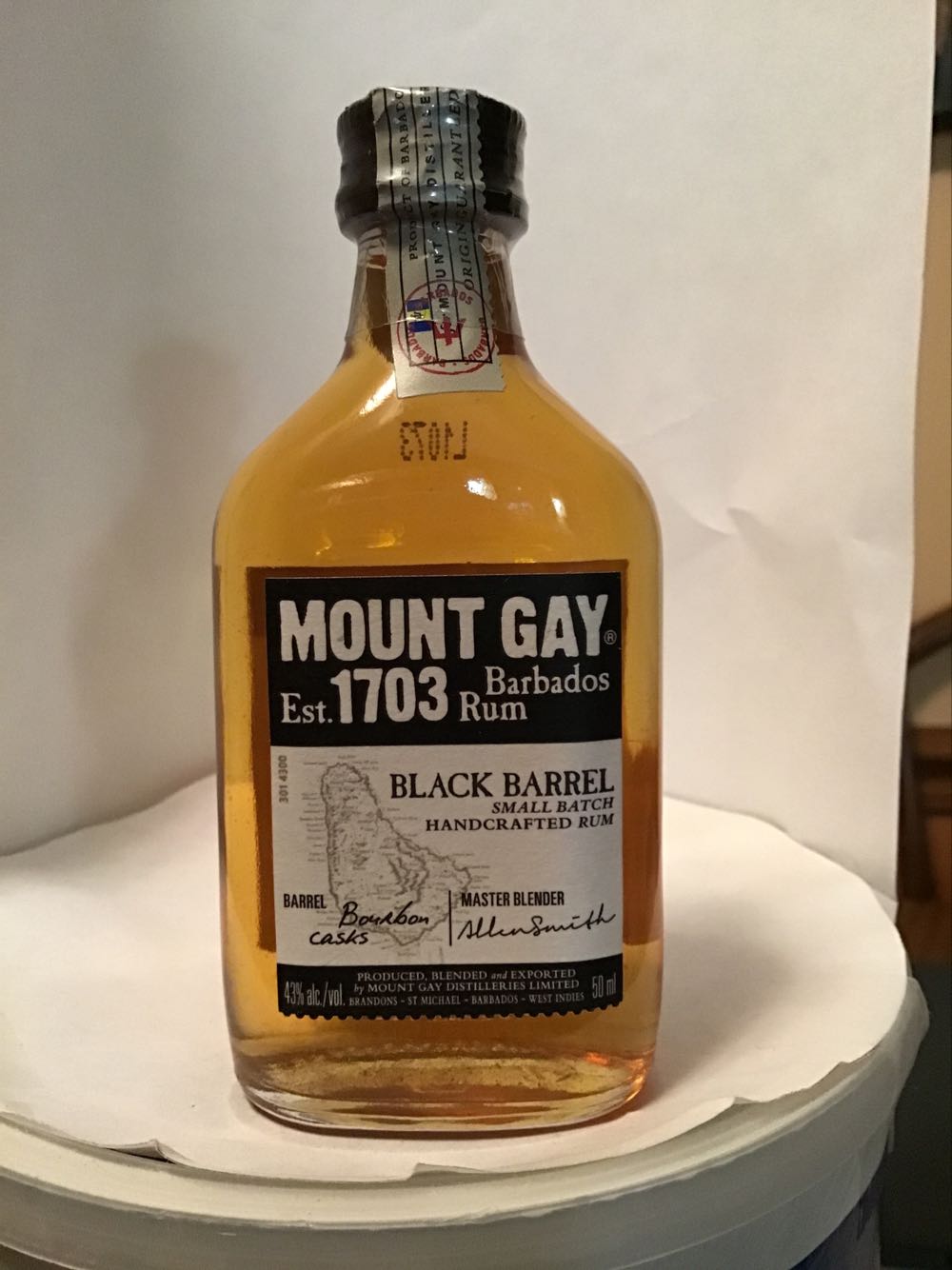 Mount Gay Black Barrel - Mount Gay Distilleries (Barbados) (750 ml) alcohol collectible [Barcode 9501007223504] - Main Image 2