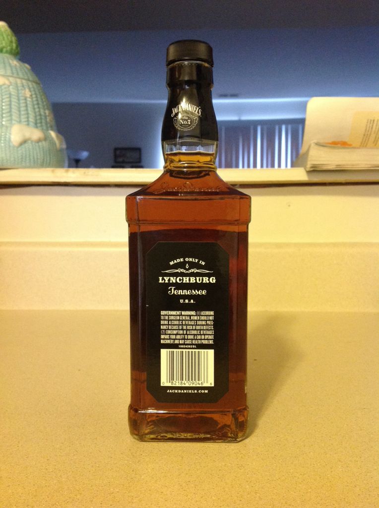 Jack Daniel’s 1915 Gold Medal - Jack Daniels Distillery (750 mL) alcohol collectible - Main Image 2