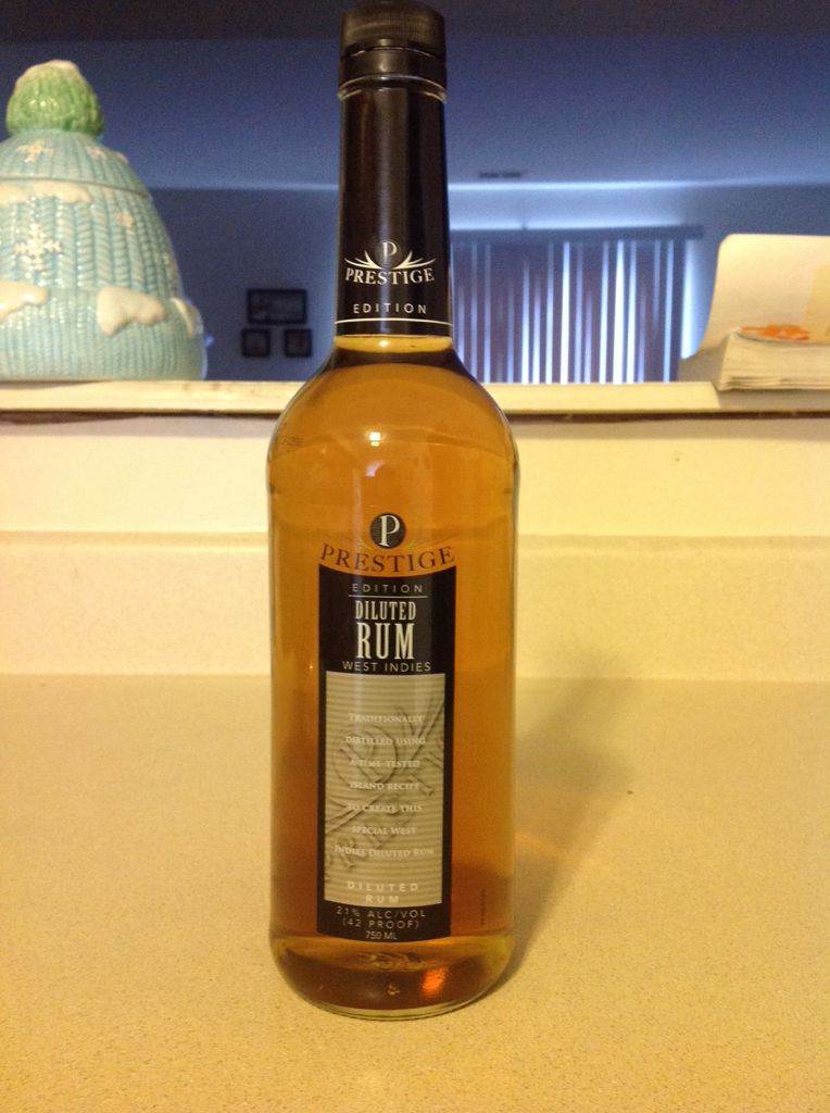 BUNDABERG RUM ROYAL LIQUEUR BANANA TOFFEE CRYSTAL CUT BOTTLE