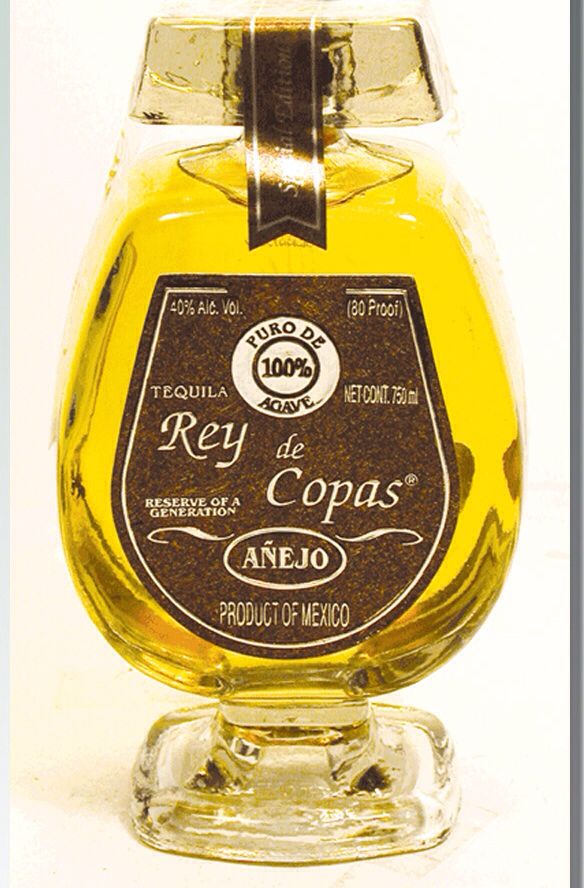 Nassau Royale Liqueur
