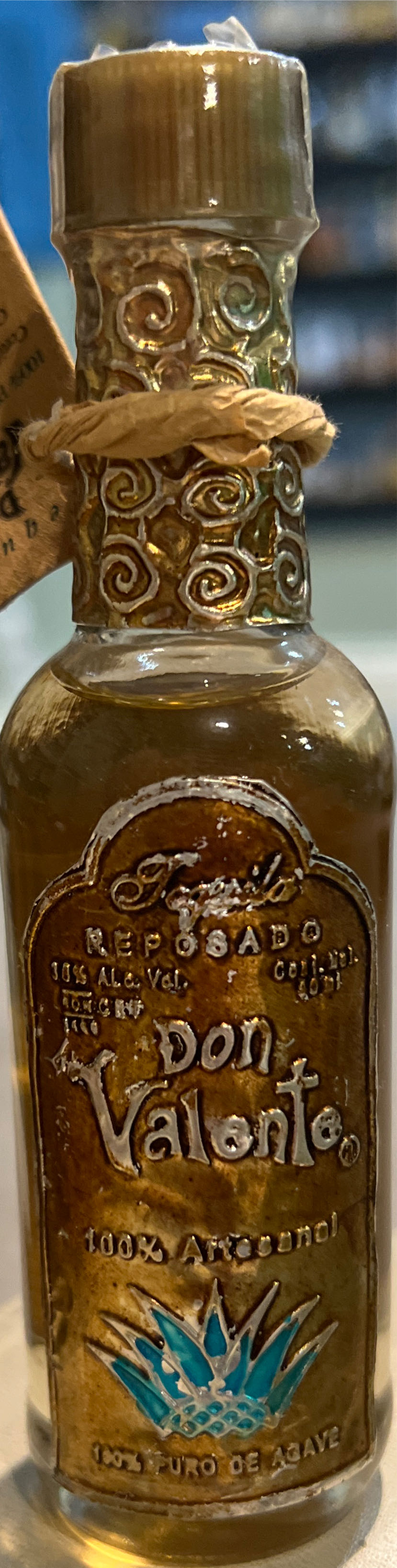 Don Valente Reposado - Tequilera La Candelaria (750 mL) alcohol collectible - Main Image 2