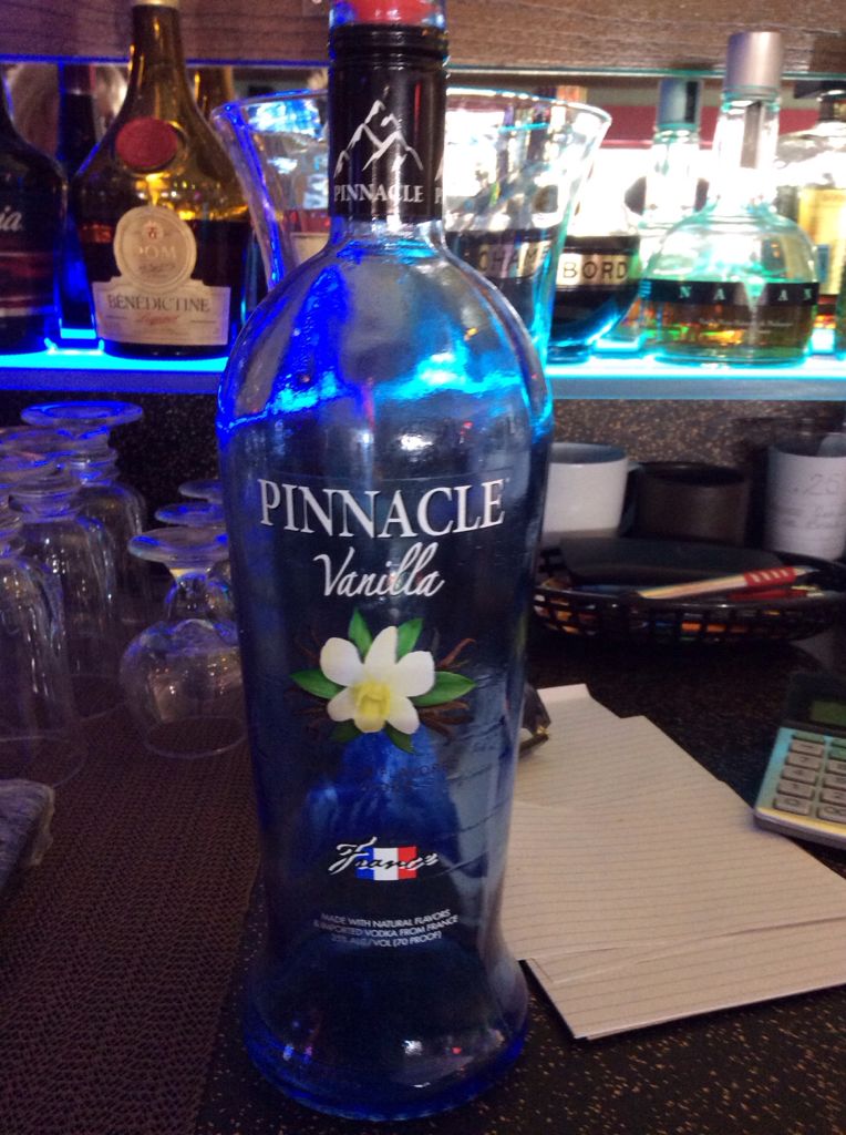 Francis Cappola Pinot Noir