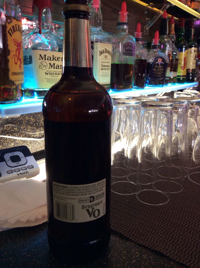 Seagram’s VO - The VO Co (750 mL) alcohol collectible - Main Image 2