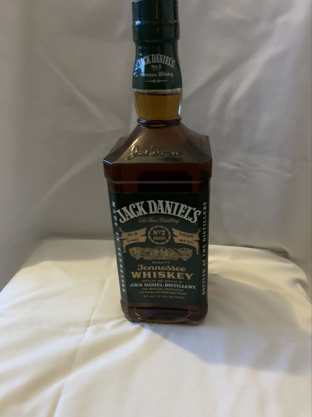 Green Label - Jack Daniel Distillery (1.75 L) alcohol collectible - Main Image 2