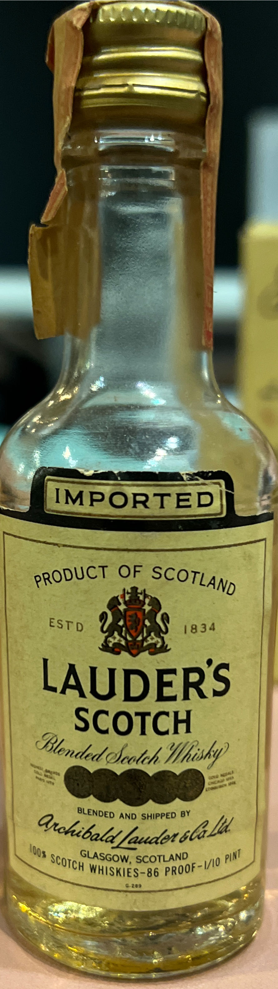 Lauder’s Scotch - Lauder’s (50 mL) alcohol collectible - Main Image 2