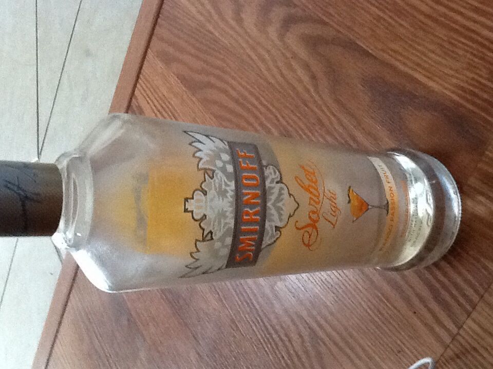 AC/DC Wine Bottle - Hell’s Bells Sauvignon Blanc 2010 -memorabilia