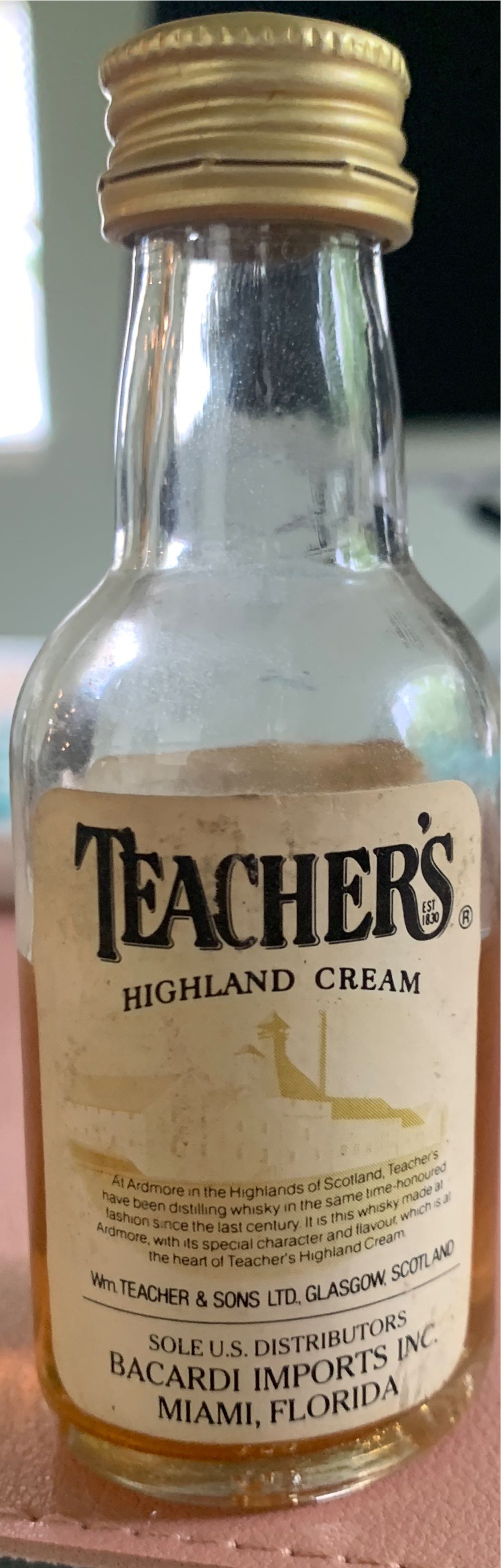 Teachers Highland Cream - Wm Teacher Sons Ltd (1L) alcohol collectible - Main Image 3