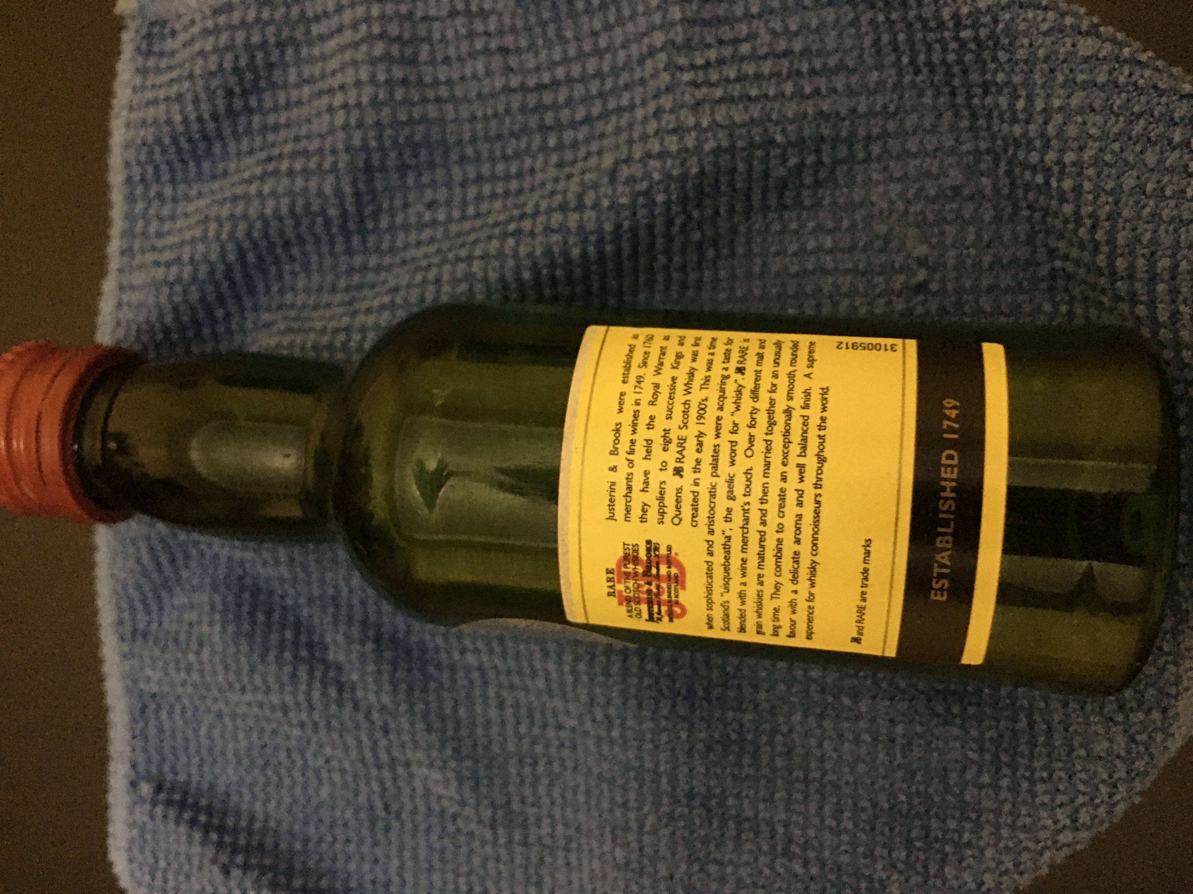 J&B - Justerini & Brooks (50 mL) alcohol collectible - Main Image 2