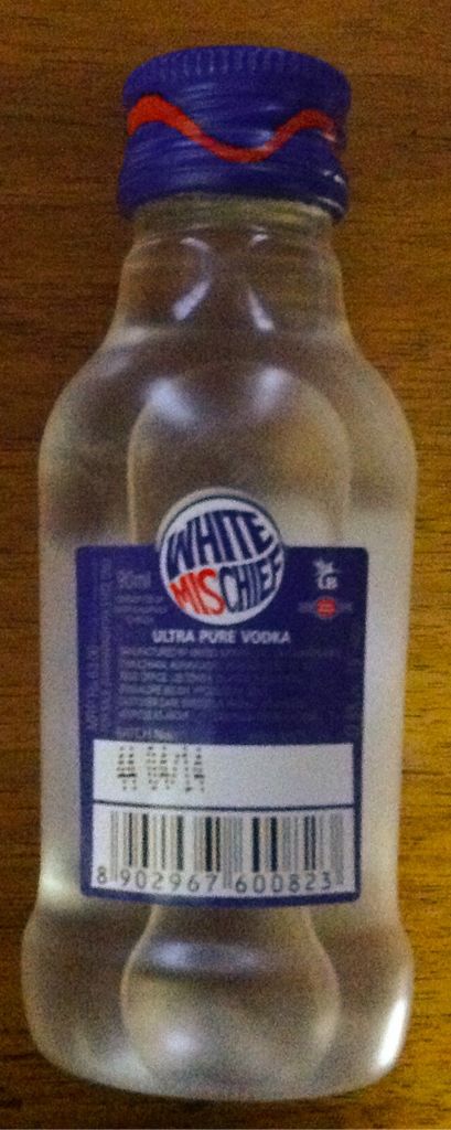 White Mischief - Shaw Wallace Distilleries Ltd (750 mL) alcohol collectible - Main Image 2