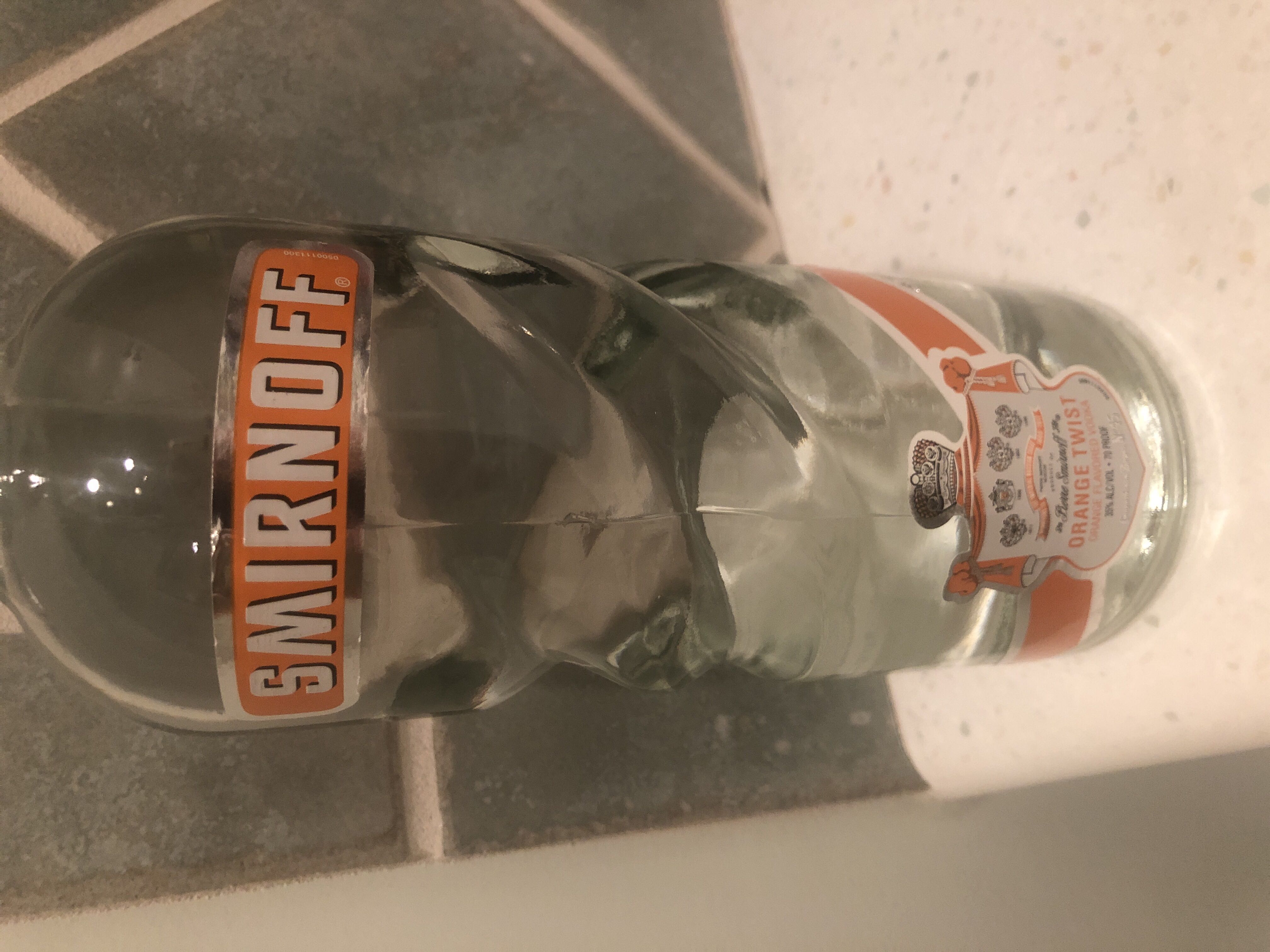 Smirnoff Orange Twist - The Smirnoff Co (60 ml.) alcohol collectible - Main Image 2