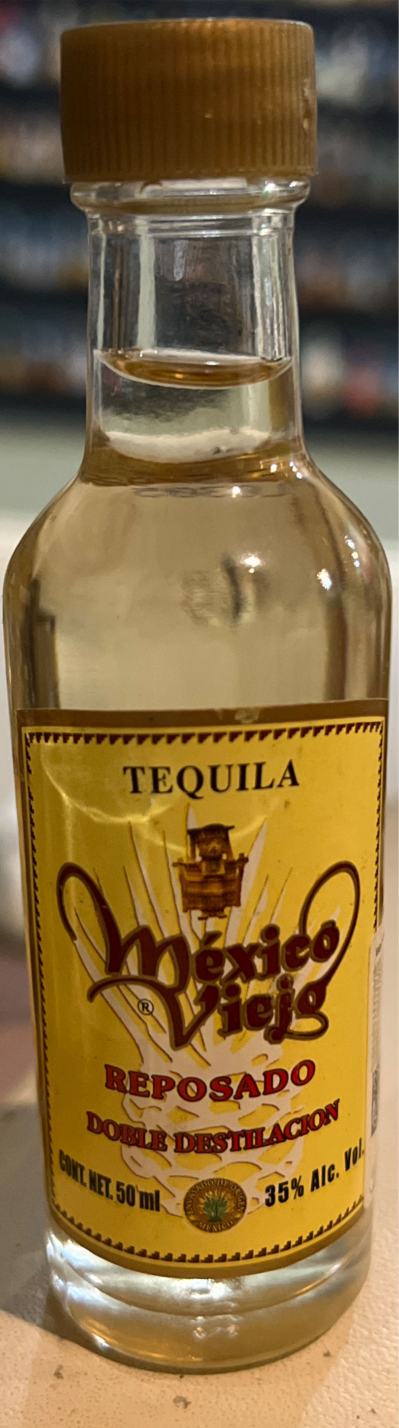 Mexico Viejo - El Abuso (940 mL) alcohol collectible - Main Image 2