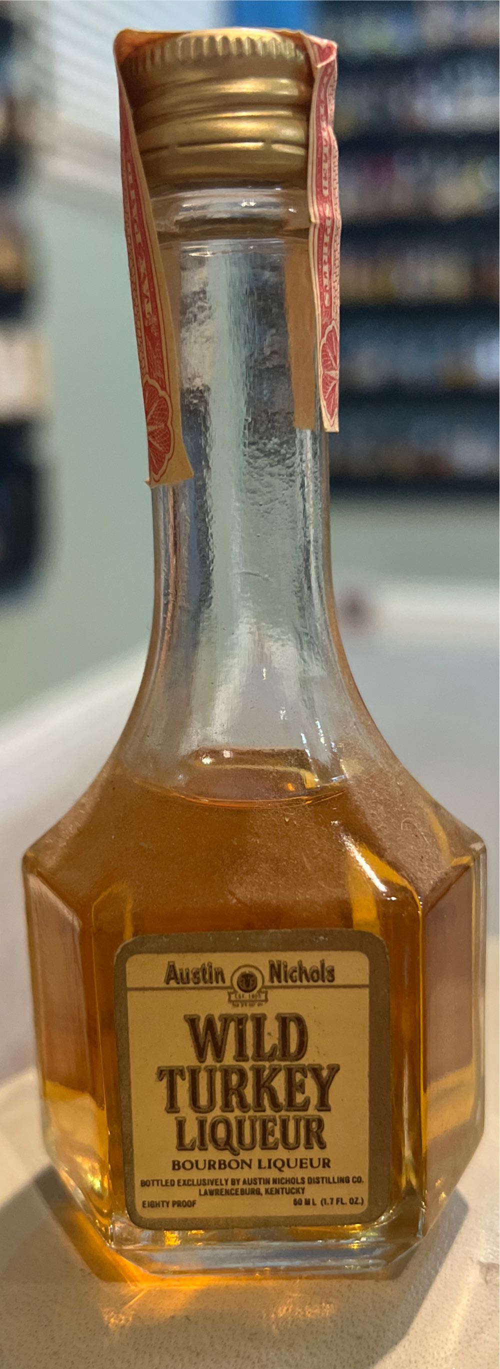 Wild Turkey Liqueur with Honey - Austin, Nichols Distilling Company alcohol collectible - Main Image 2