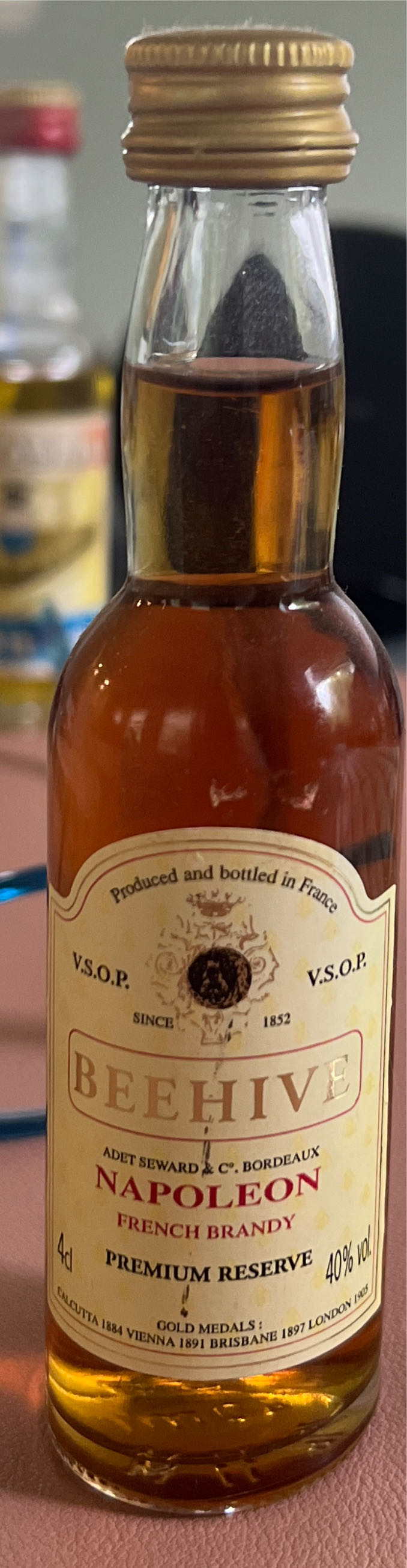 Beehive Napoleon VSOP - Bardinet S.A. (40 mL) alcohol collectible - Main Image 2