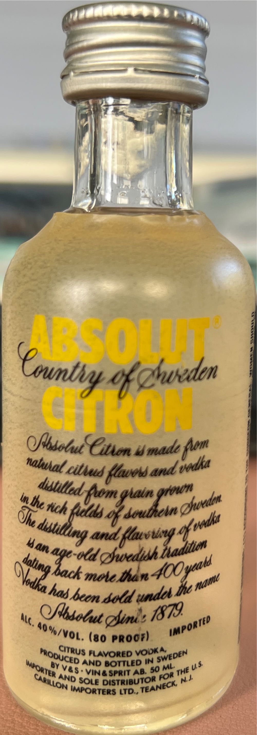 Absolut Citron - The Absolut Company AB (50 mL) alcohol collectible - Main Image 2
