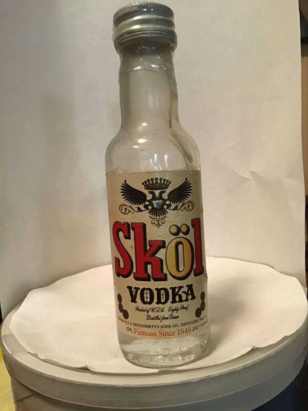Skol - J. A. Dougherty & Sons (50 mL) alcohol collectible - Main Image 2