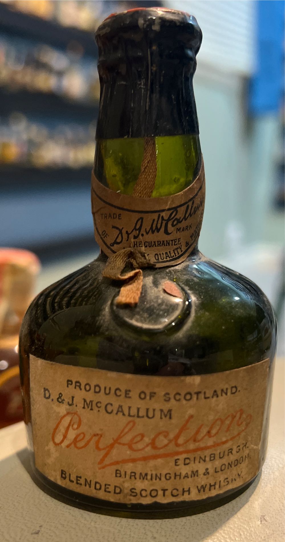 Mc Callums Perfection Scotch Whisky - Mc Callum (750 mL) alcohol collectible - Main Image 2