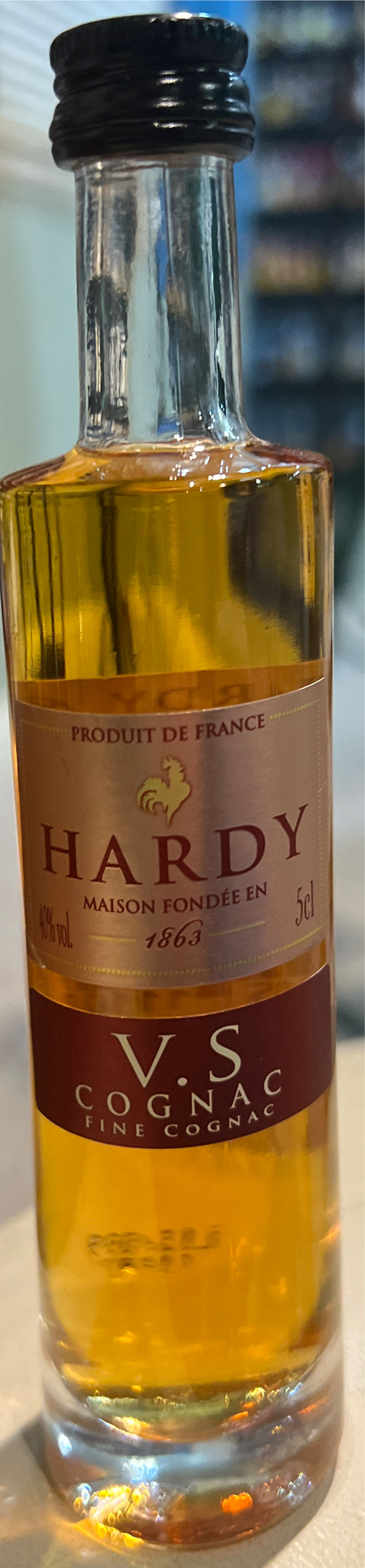 Hardy V.S.O.P - A Hardy & Co. (750 mL) alcohol collectible - Main Image 3