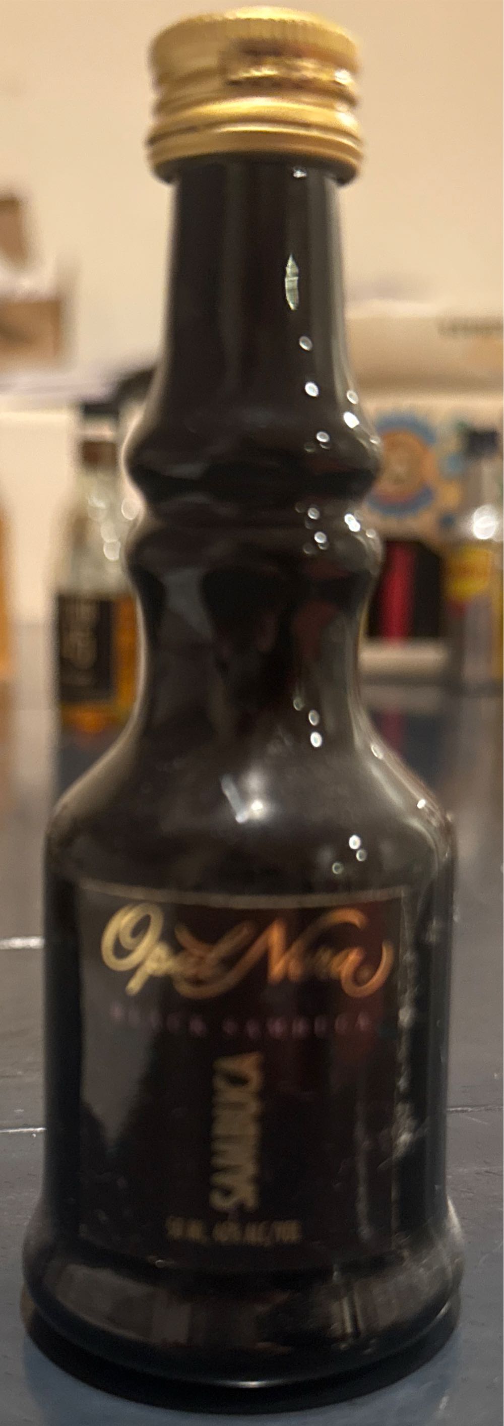 Opal Nera Sambuca - Produit Et Embouteille (50 mL) alcohol collectible - Main Image 3