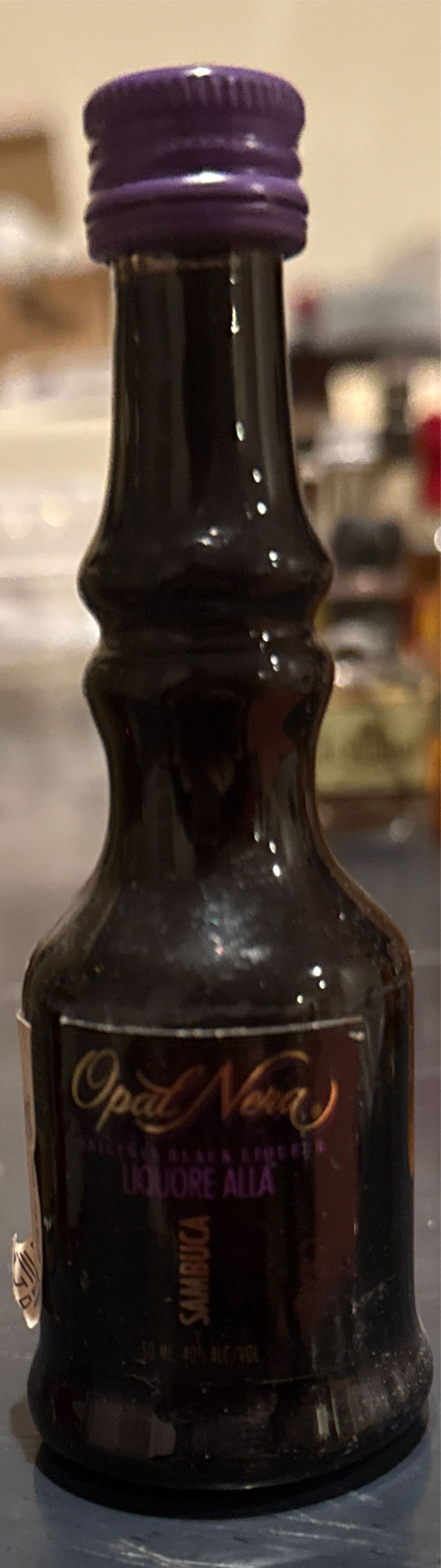 Opal Nera Sambuca - Produit Et Embouteille (50 mL) alcohol collectible - Main Image 4