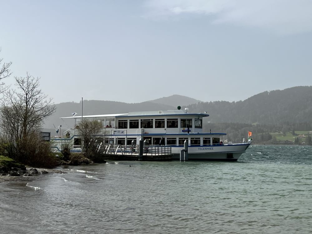 Hofbräu München - Weissbier - Staatliches Hofbräuhaus in München (500 mL) alcohol collectible - Main Image 4