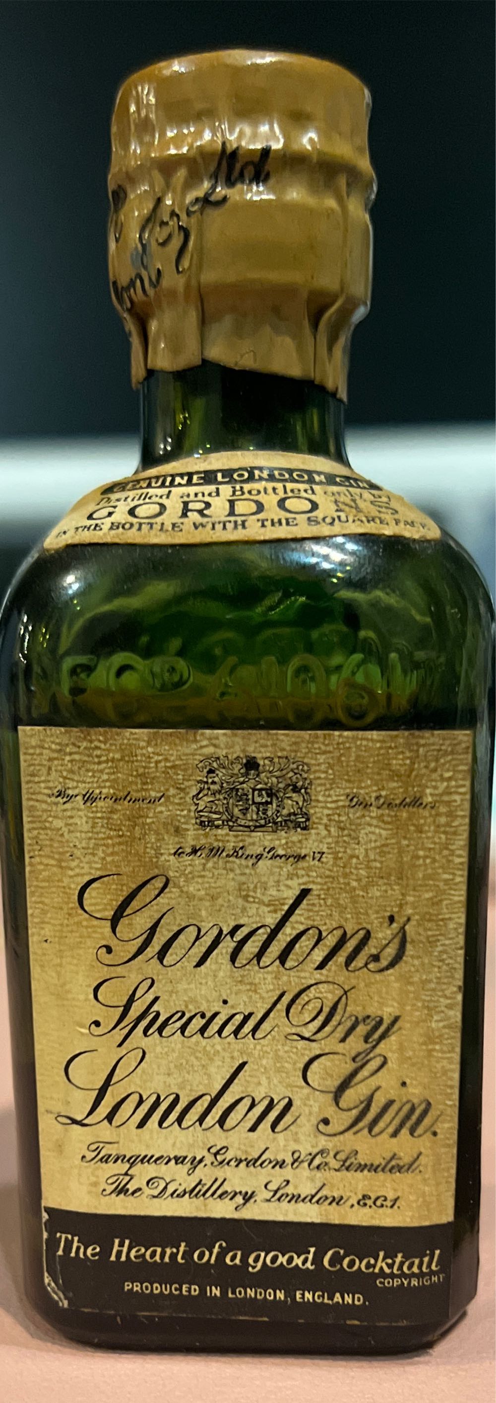 Gordon’s Special Dry Gin - Gordon’s (50mL) alcohol collectible - Main Image 2