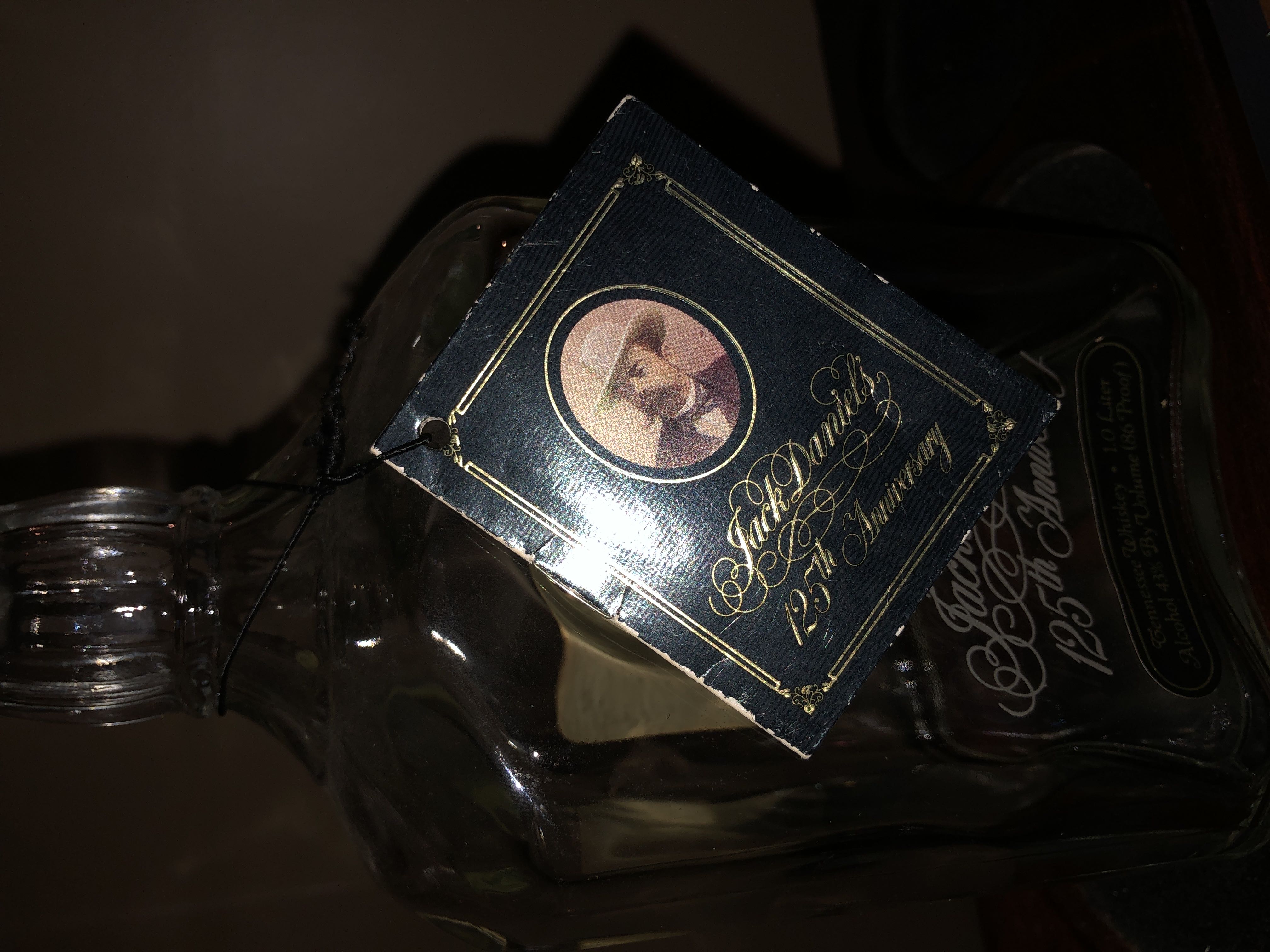 125th Anniversary - Black Top - Jack Daniels (1L) alcohol collectible - Main Image 3