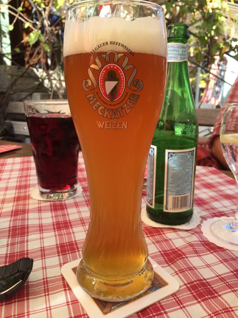 Meckatzer Weizen - Meckatzer Löwenbräu Benedikt Weiss KG (500 mL) alcohol collectible - Main Image 2