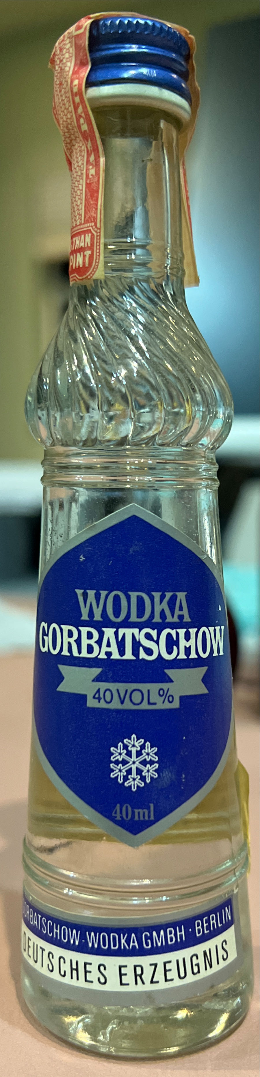 Gorbatschow - Berlin (40 mL) alcohol collectible - Main Image 2