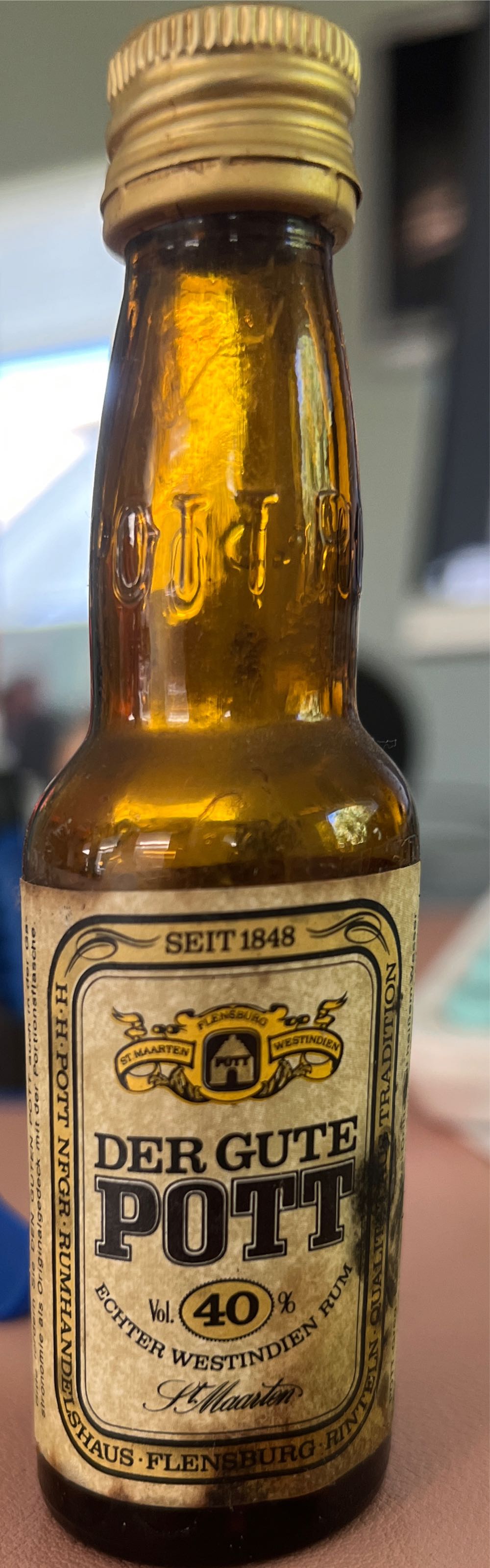 Pott - Overseas Rum Company (4cl mL) alcohol collectible - Main Image 3