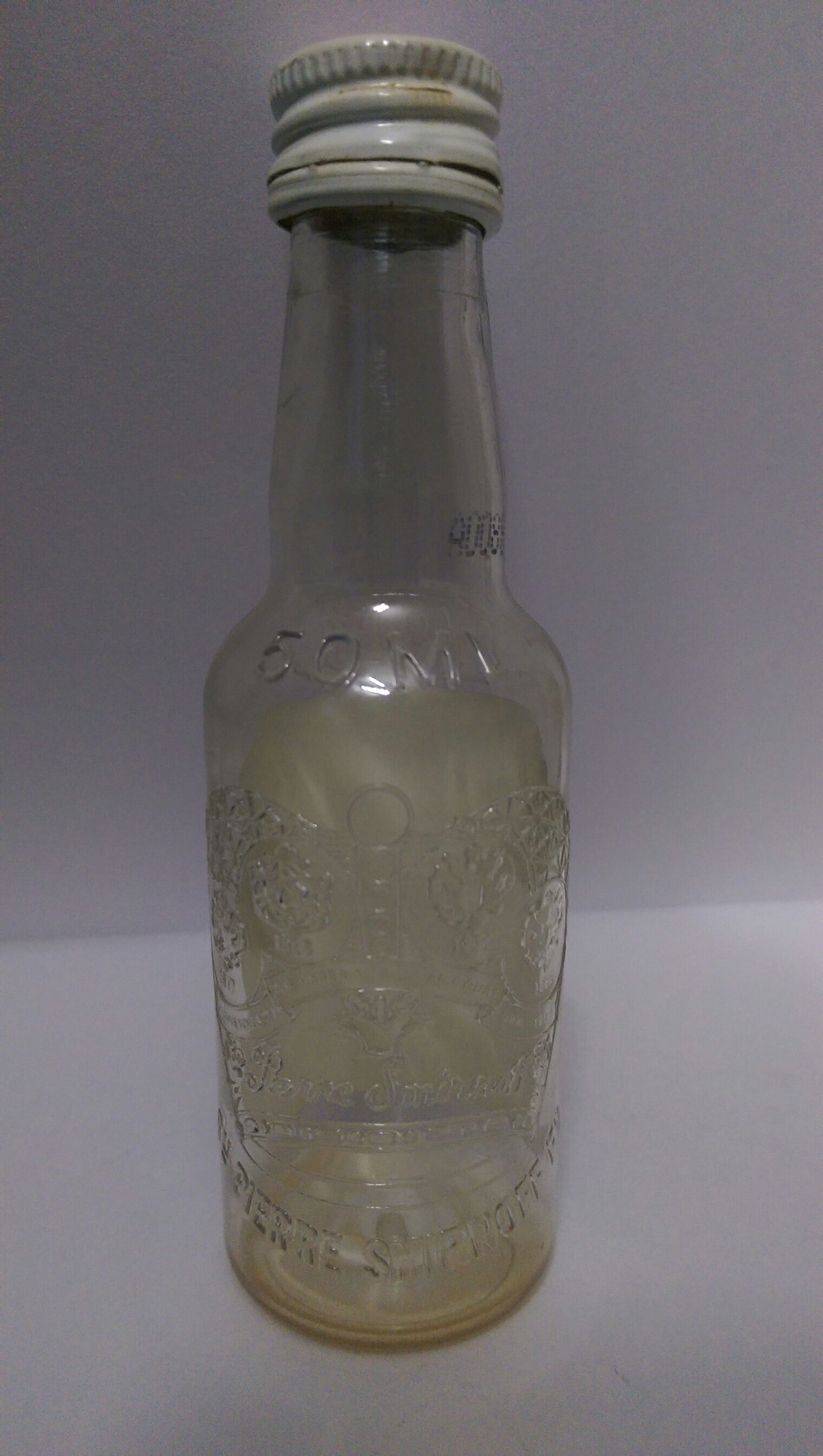 Smirnoff Red - Ste Pierra Smirnoff FLS (60 ml.) alcohol collectible - Main Image 2