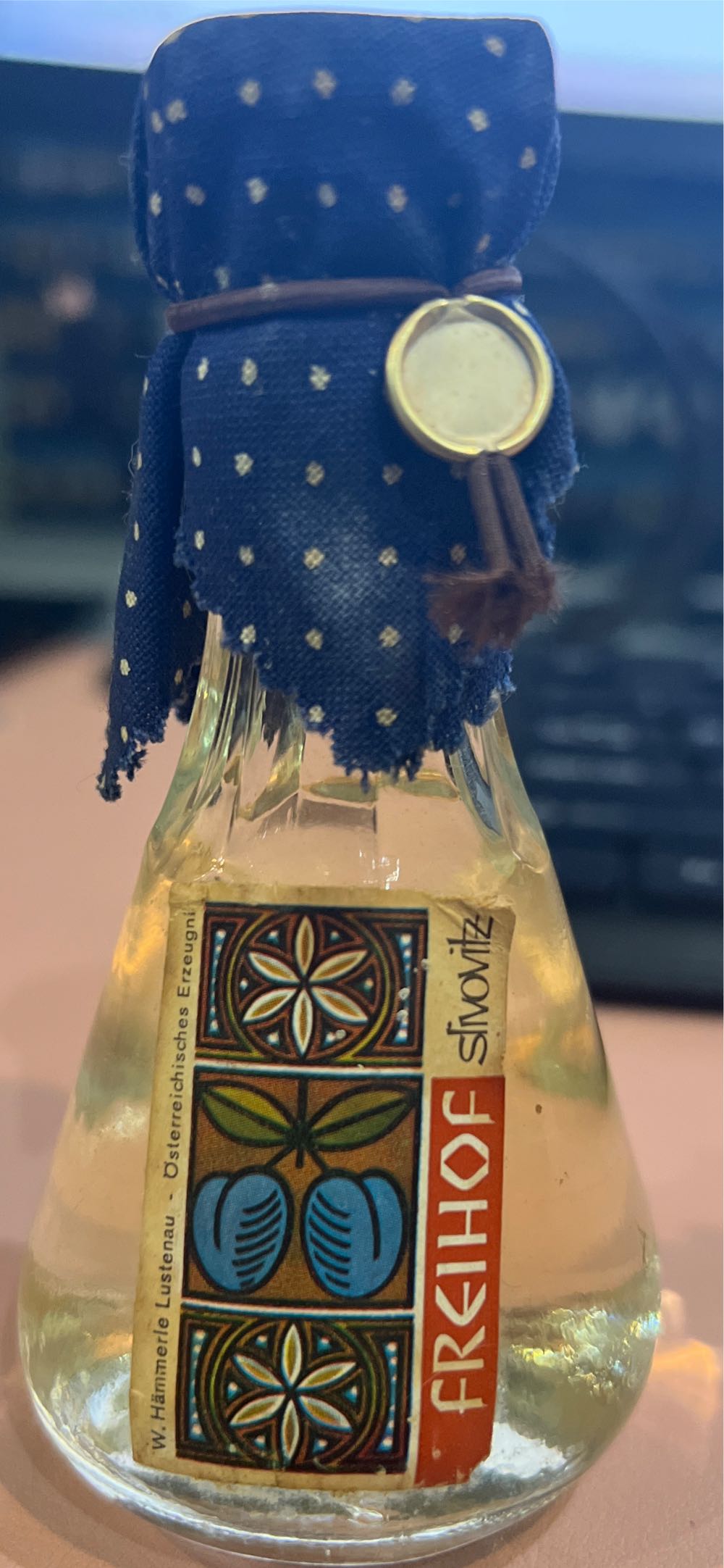 Freihof Slivovitz - W. Hãmmerie Freihof (40 ml.) alcohol collectible - Main Image 2