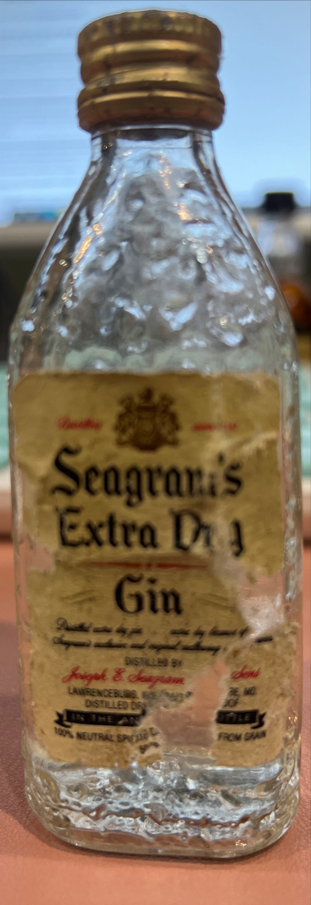 Seagrams Extra Dry Gin - Seagram’s (50 mL) alcohol collectible - Main Image 2