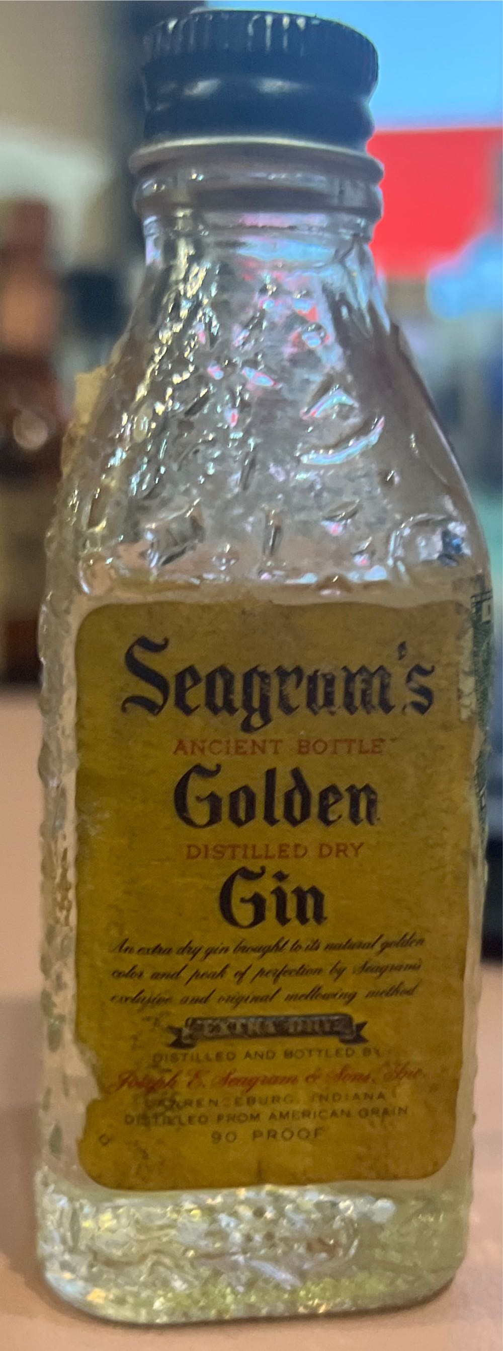 Seagrams Extra Dry Gin - Seagram’s (50 mL) alcohol collectible - Main Image 3